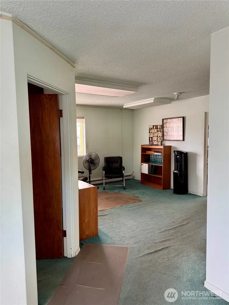 702 Main Mount Vernon WA 98273