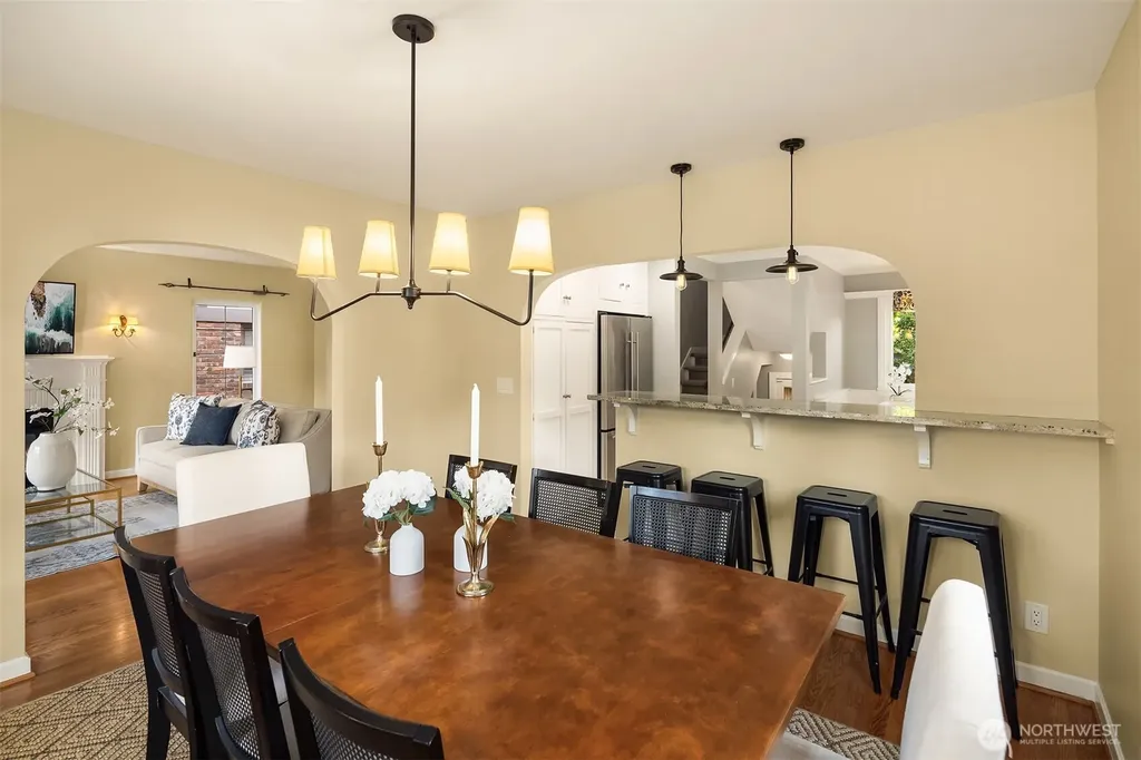 4319 NE 44th Street Seattle WA 98105