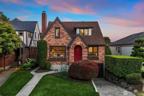 4319 NE 44th Street Seattle WA 98105