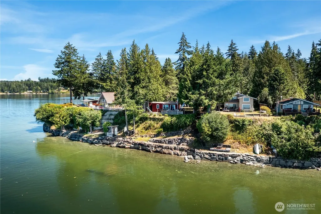 1510 W Herron Blvd NW Lakebay WA 98349