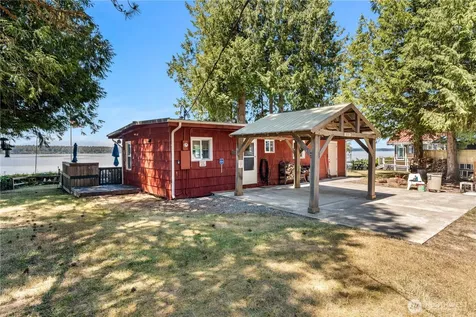 1510 W Herron Blvd NW Lakebay WA 98349
