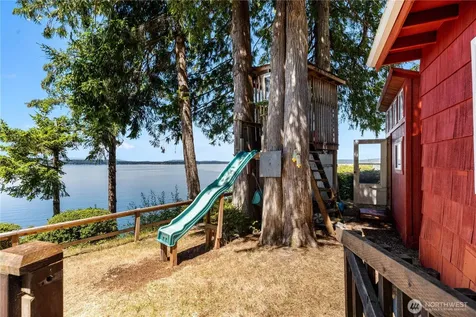 1510 W Herron Blvd NW Lakebay WA 98349