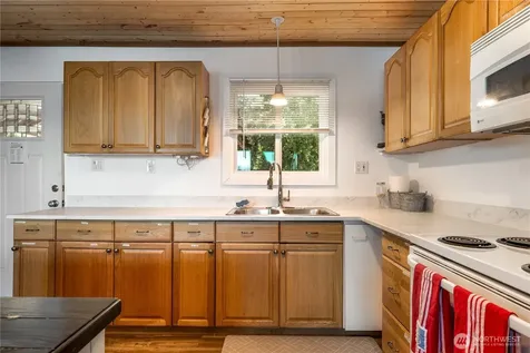 1510 W Herron Blvd NW Lakebay WA 98349