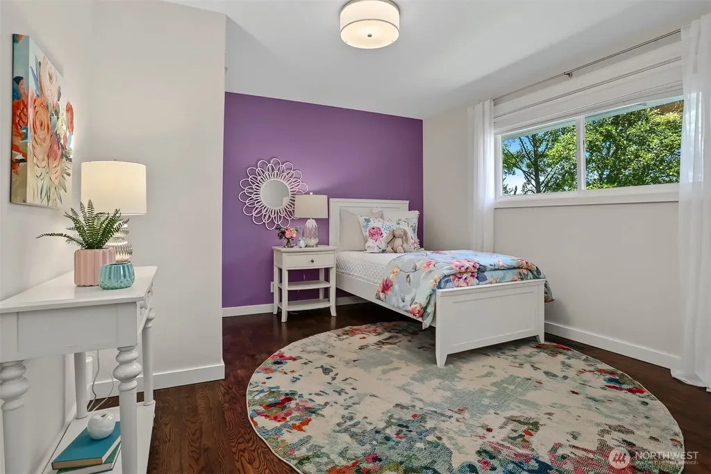 9652 42nd Avenue NE Seattle WA 98115