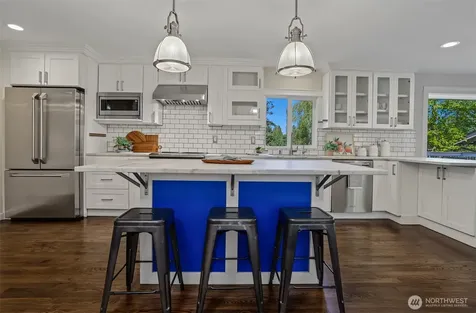 9652 42nd Avenue NE Seattle WA 98115