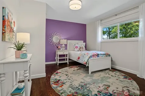 9652 42nd Avenue NE Seattle WA 98115