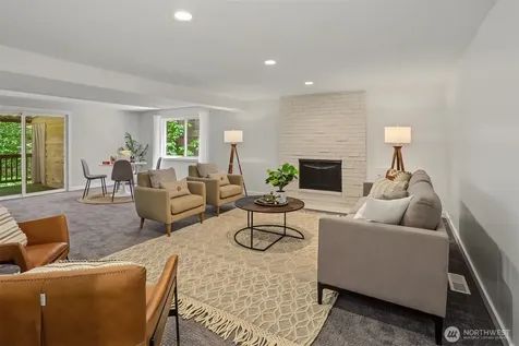 9652 42nd Avenue NE Seattle WA 98115
