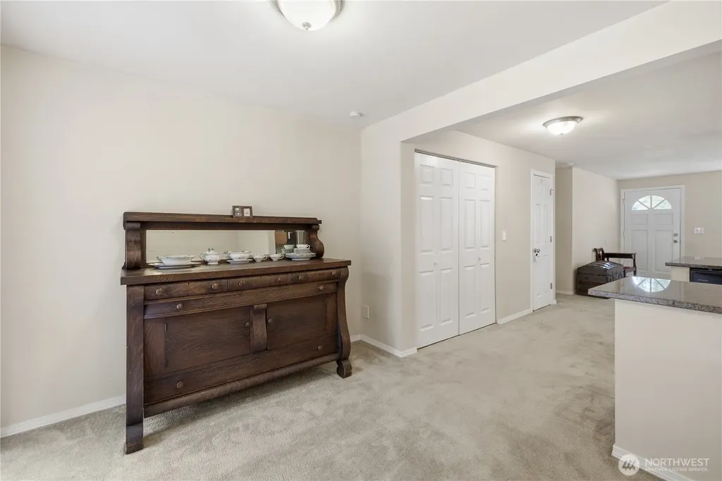 5713 187th Avenue E Lake Tapps WA 98391