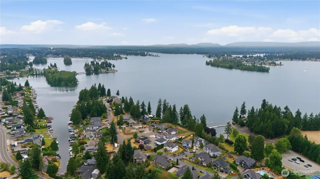 5713 187th Avenue E Lake Tapps WA 98391
