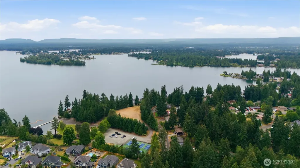 5713 187th Avenue E Lake Tapps WA 98391