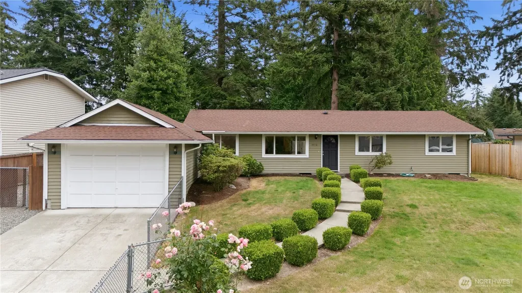 5713 187th Avenue E Lake Tapps WA 98391