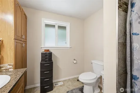 5713 187th Avenue E Lake Tapps WA 98391