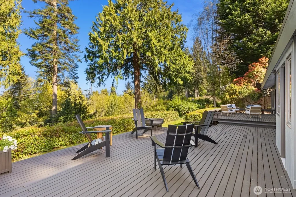 10700 NE Broomgerrie Road Bainbridge Island WA 98110