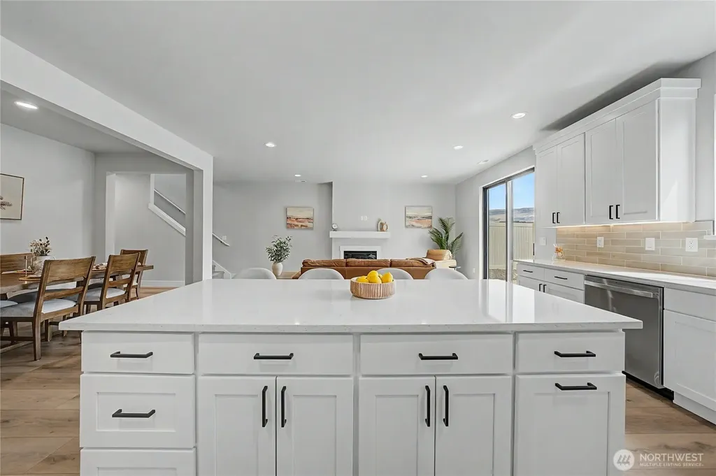 567 S Perry Avenue East Wenatchee WA 98802
