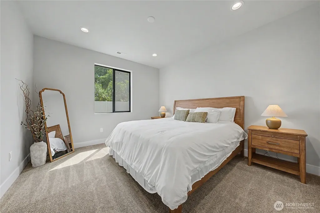 567 S Perry Avenue East Wenatchee WA 98802