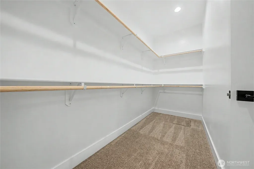 567 S Perry Avenue East Wenatchee WA 98802