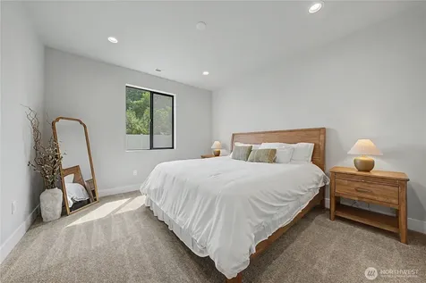 567 S Perry Avenue East Wenatchee WA 98802