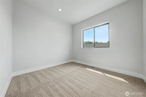567 S Perry Avenue East Wenatchee WA 98802