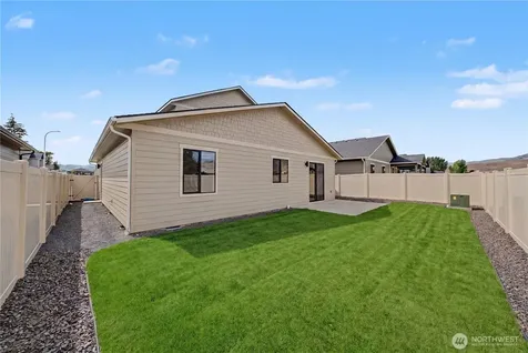 567 S Perry Avenue East Wenatchee WA 98802