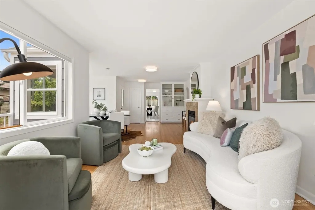 10835 35th Avenue SW Seattle WA 98146
