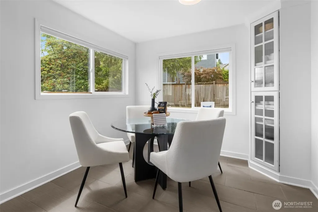 10835 35th Avenue SW Seattle WA 98146