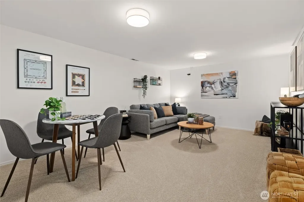 10835 35th Avenue SW Seattle WA 98146