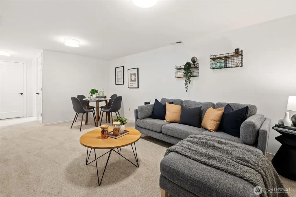 10835 35th Avenue SW Seattle WA 98146