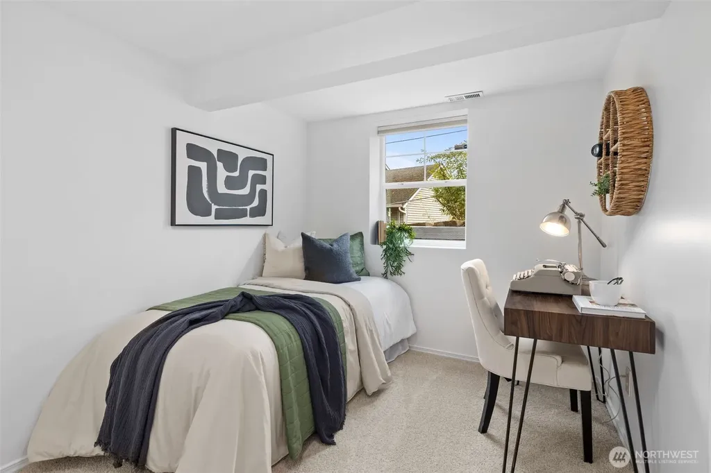 10835 35th Avenue SW Seattle WA 98146