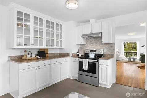 10835 35th Avenue SW Seattle WA 98146