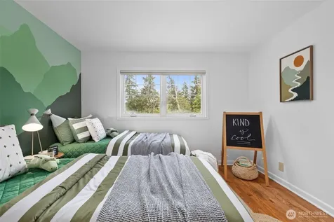 10835 35th Avenue SW Seattle WA 98146