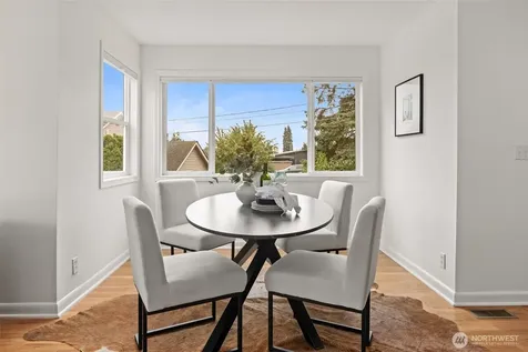 10835 35th Avenue SW Seattle WA 98146