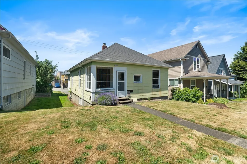 1413 N Garden Bellingham WA 98225