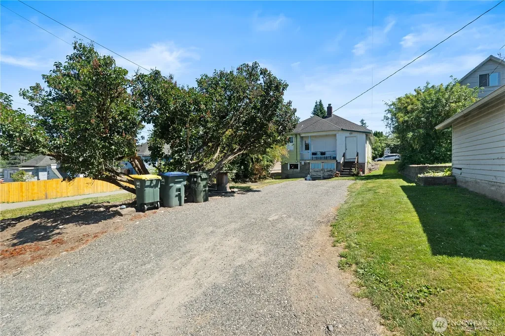1413 N Garden Bellingham WA 98225