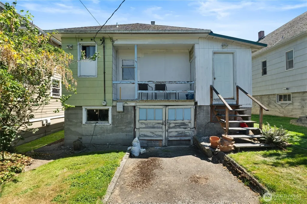 1413 N Garden Bellingham WA 98225