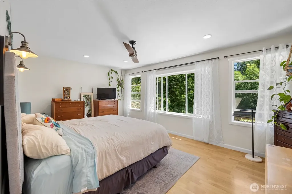 430 Rainbow Drive Sedro Woolley WA 98284