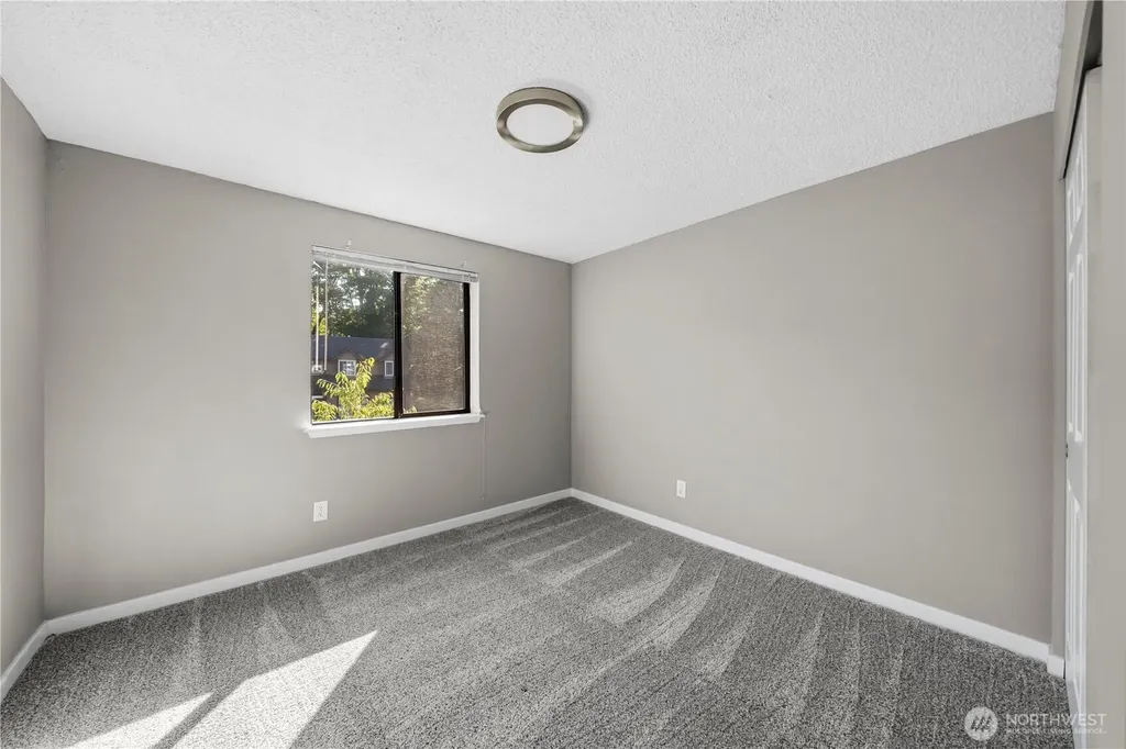 3531 Inverness Drive NE Tacoma WA 98422
