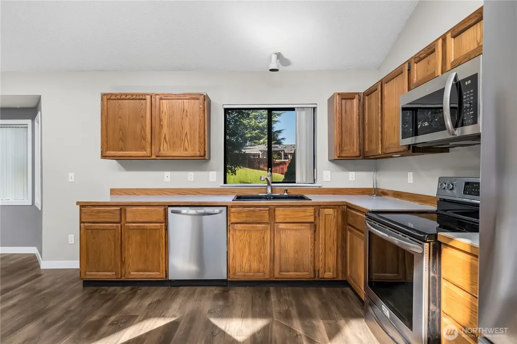 3531 Inverness Drive NE Tacoma WA 98422
