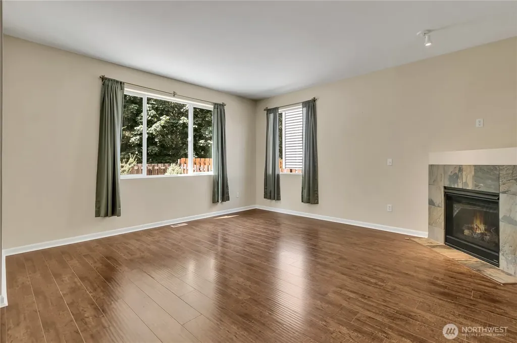 21431 46th Avenue S Kent WA 98032