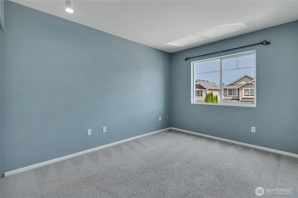 21431 46th Avenue S Kent WA 98032
