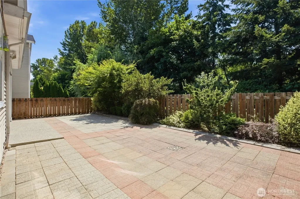21431 46th Avenue S Kent WA 98032