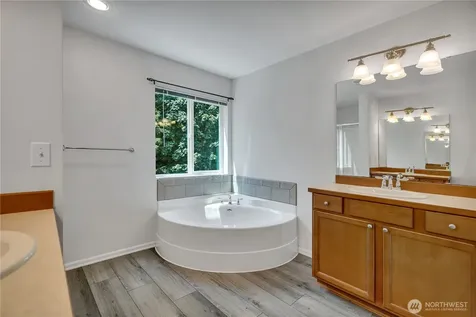 21431 46th Avenue S Kent WA 98032