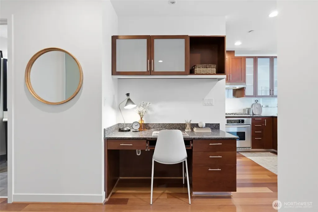 2033 2nd Avenue Seattle WA 98121