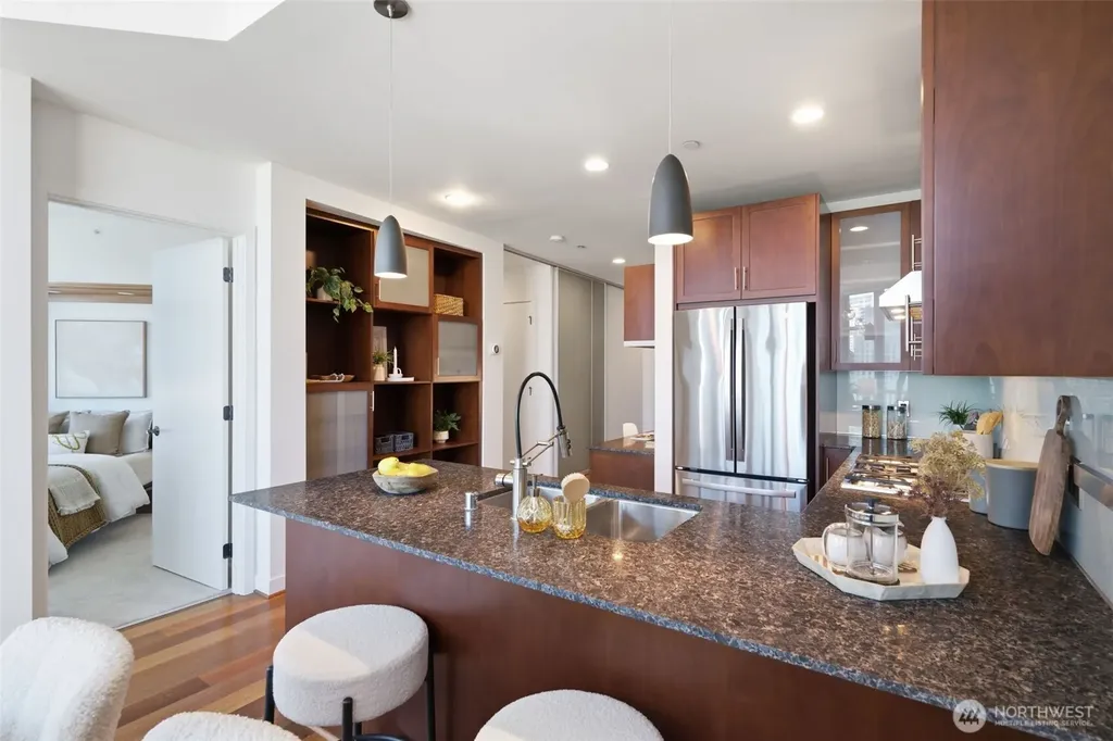 2033 2nd Avenue Seattle WA 98121