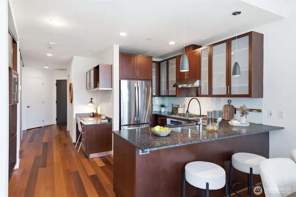 2033 2nd Avenue Seattle WA 98121