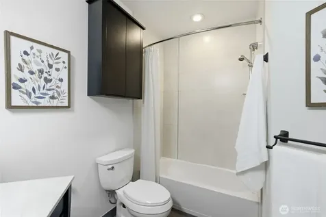 2033 2nd Avenue Seattle WA 98121