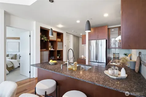 2033 2nd Avenue Seattle WA 98121