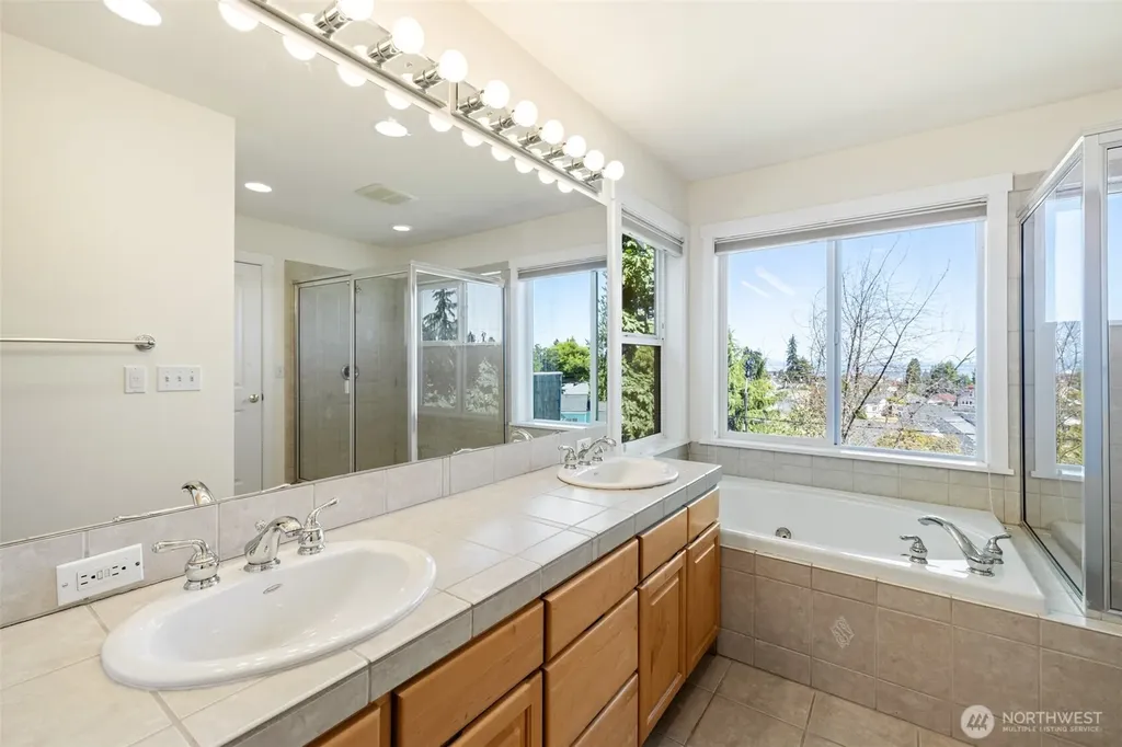 1311 E 5th Street Port Angeles WA 98362