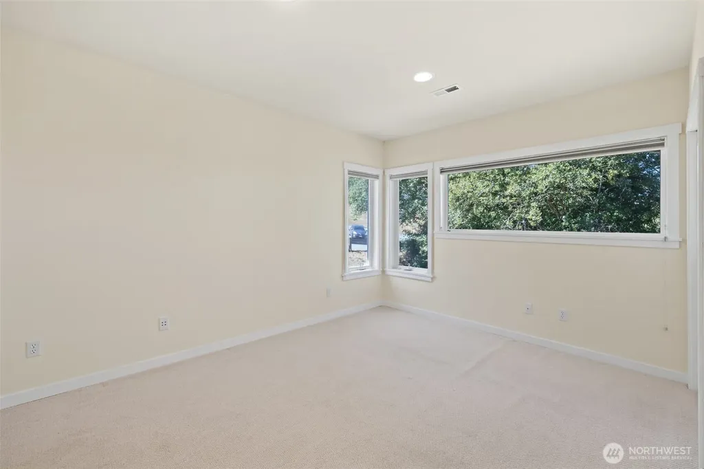 1311 E 5th Street Port Angeles WA 98362