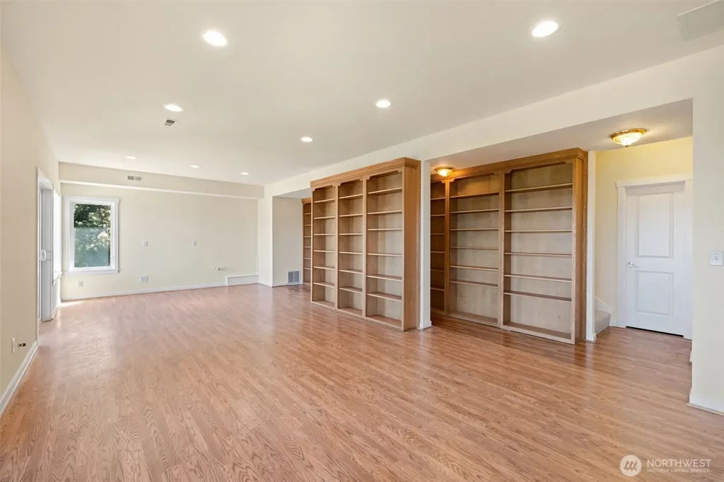 1311 E 5th Street Port Angeles WA 98362
