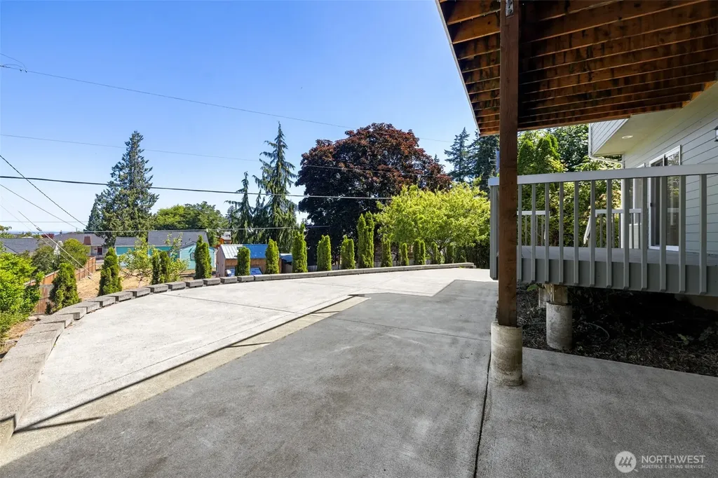 1311 E 5th Street Port Angeles WA 98362